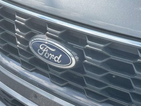 Certified 2024 Ford Escape ST-Line w/ Tech Pack #1 AWD/4WD image 4