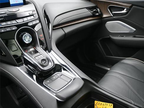 Certified 2024 Acura RDX SH-AWD w/ Advance Package image 4