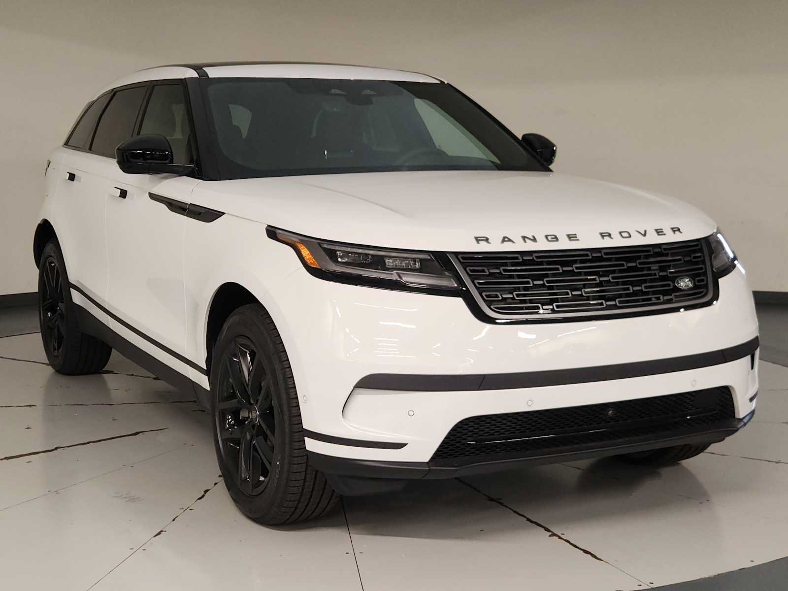 New 2026 Land Rover Range Rover Velar S AWD/4WD image 7