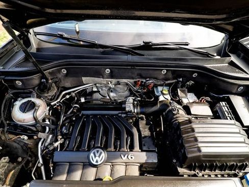 Used 2018 Volkswagen Atlas SEL Premium image 29