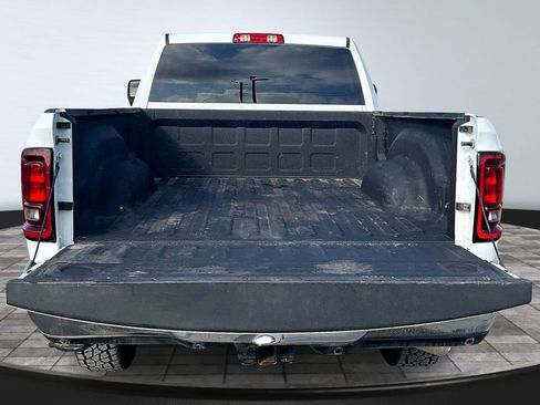 Used 2025 RAM 2500 Big Horn AWD/4WD image 8