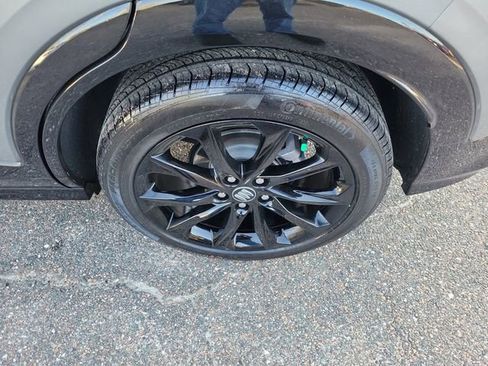 Used 2025 Buick Encore GX Sport Touring w/ Experience Buick Package FWD image 7