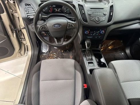 Used 2018 Ford Escape SE AWD/4WD image 16