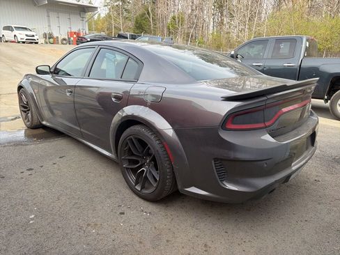 Used 2022 Dodge Charger Scat Pack image 4