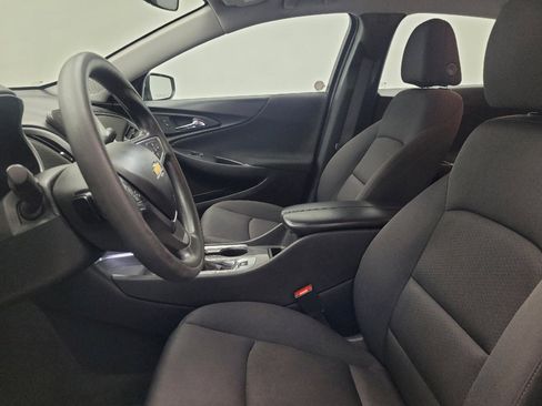 Used 2023 Chevrolet Malibu LT FWD image 17