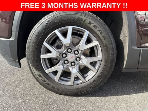 Used 2021 GMC Acadia SLT w/ LPO, Floor Liner Package AWD/4WD image 36