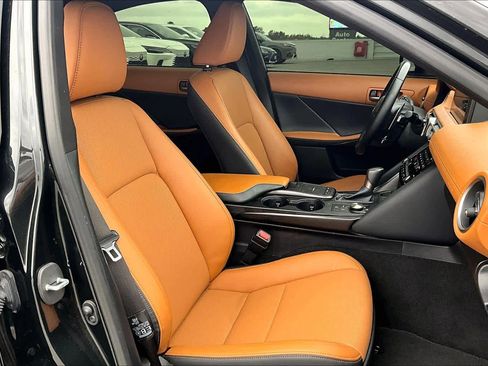 Used 2022 Lexus IS 300 w/ Accessory Package RWD image 8