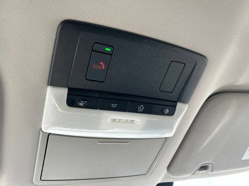 Certified 2022 Nissan Pathfinder SL w/ SL Black Package FWD image 42
