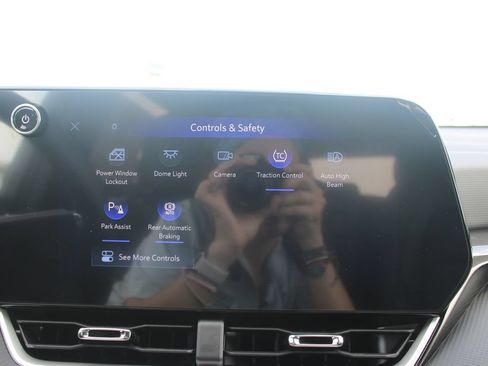 New 2027 Chevrolet Equinox LT w/ Convenience Package II FWD image 54