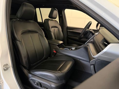 Used 2024 Jeep Grand Cherokee Limited 4xe AWD/4WD image 35
