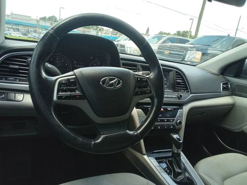 Used 2017 Hyundai Elantra SE w/ SE A/T Tech Package 03 FWD image 10