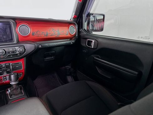 Certified 2021 Jeep Wrangler Unlimited Rubicon image 36