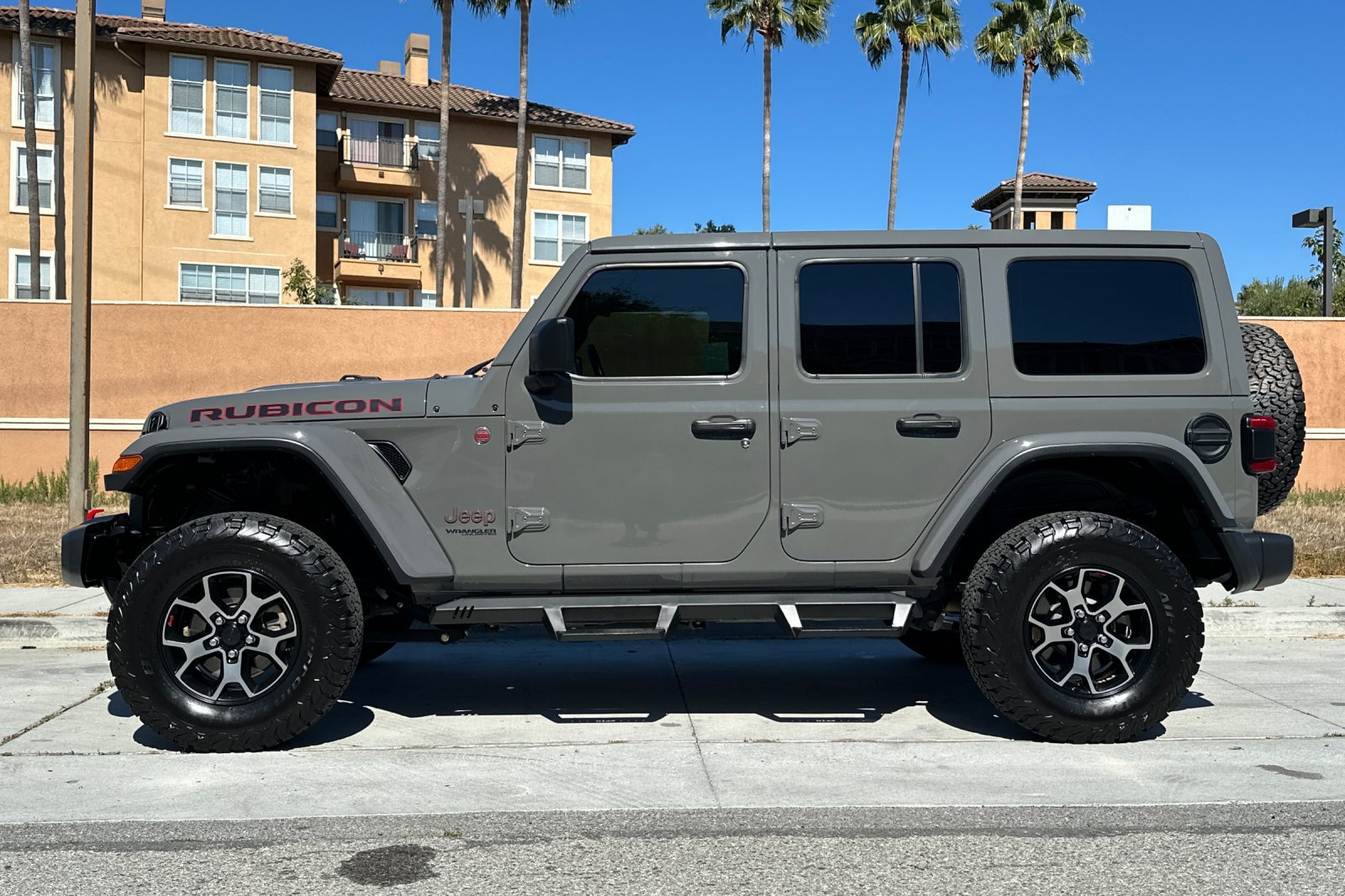 Used 2020 Jeep Wrangler Unlimited Rubicon AWD/4WD image 7