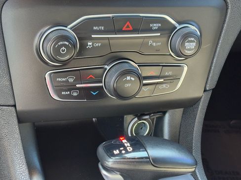 Used 2021 Dodge Charger SXT w/ Blacktop Package image 26