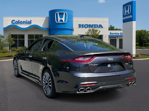 Used 2019 Kia Stinger AWD/4WD image 4