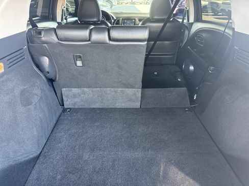 Used 2019 Honda HR-V EX-L image 14