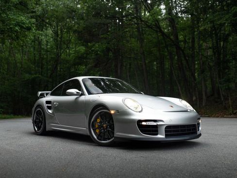 Used 2008 Porsche 911 GT2 RWD image 10