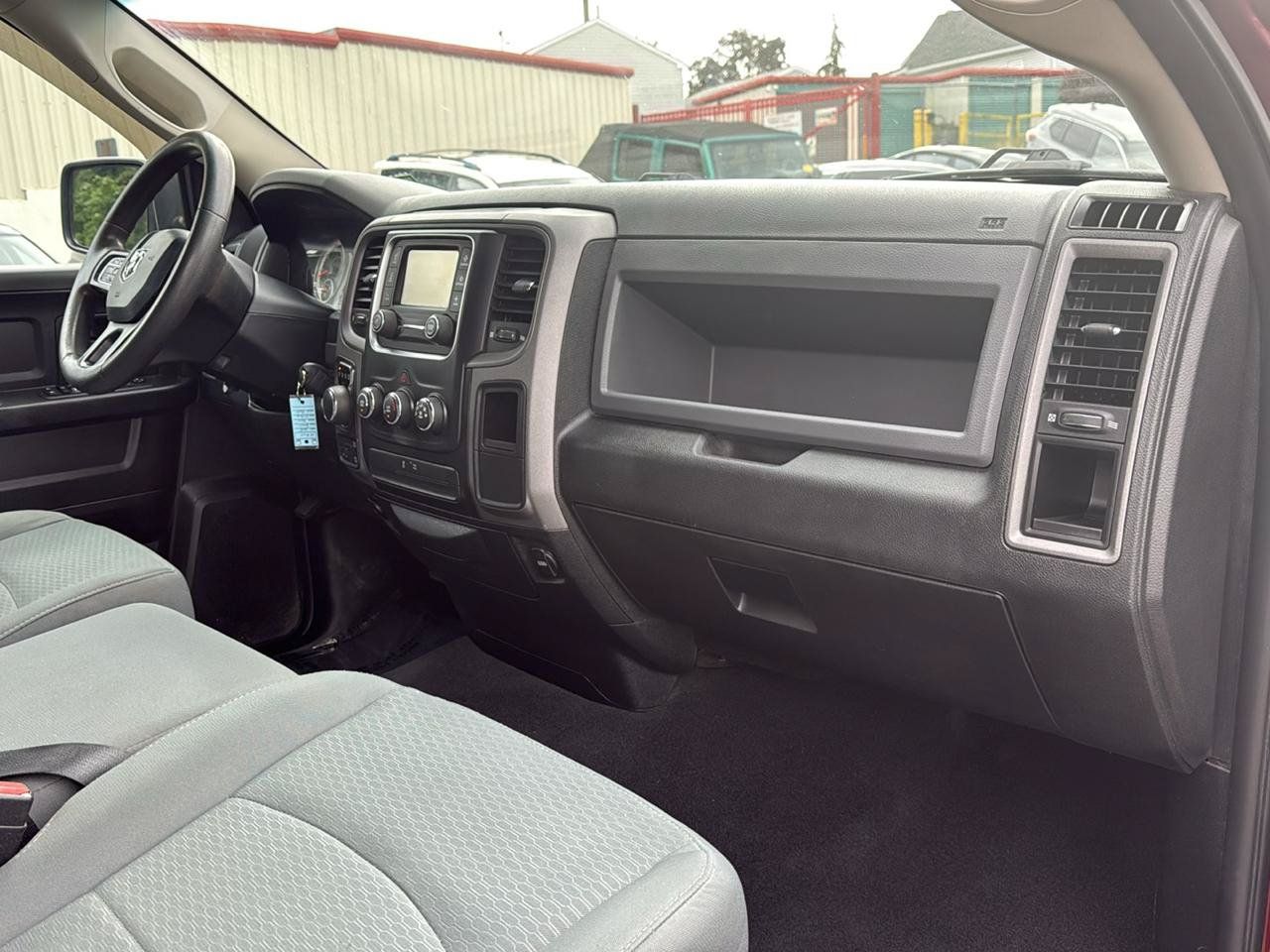 Used 2018 RAM 1500 Express AWD/4WD image 13