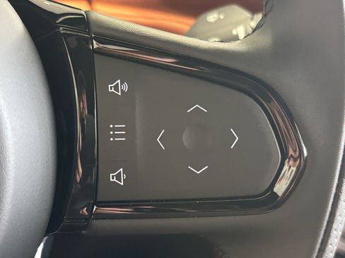 New 2025 Lotus Emira image 48