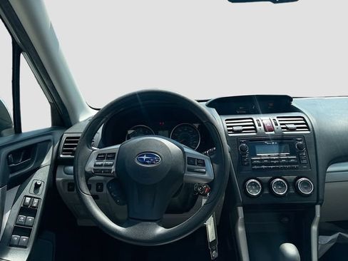 Used 2015 Subaru Forester 2.5i Premium w/ All-Weather Package AWD/4WD image 18