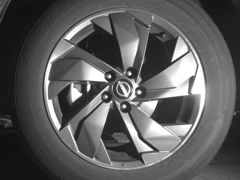 Used 2025 Nissan Rogue SV FWD image 12
