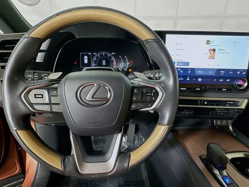 Used 2024 Lexus RX 350 Premium w/ Convenience Package image 15