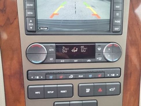 Used 2013 Lincoln Navigator 4WD w/ HD Trailer Tow Pkg image 5