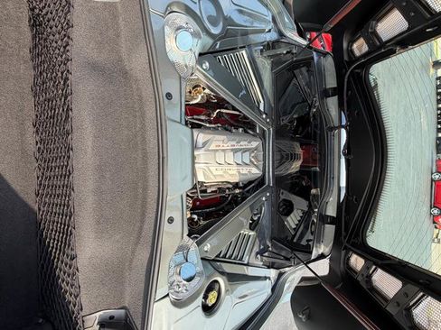 Used 2022 Chevrolet Corvette Stingray Preferred Cpe w/ Z51 Performance Package RWD image 39
