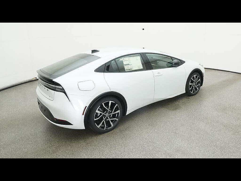 New 2026 Toyota Prius Plug-In Hybrid FWD image 29