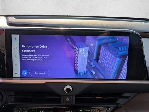 Used 2024 Toyota Crown Limited image 13