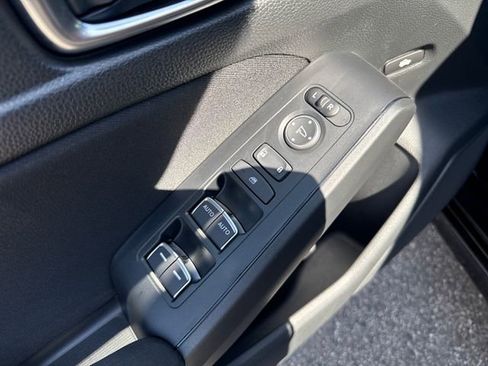 Used 2025 Honda Civic Sport image 11