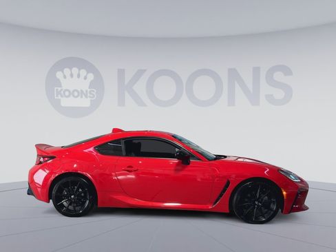 Used 2022 Toyota GR86 Premium image 12