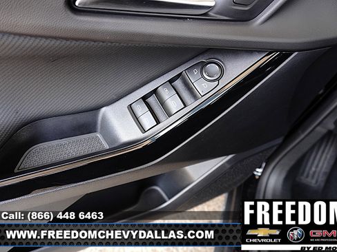 Used 2026 Chevrolet Equinox LT FWD image 34