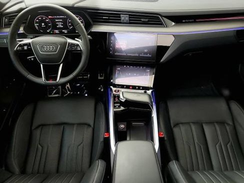 Used 2024 Audi Q8 e-tron Premium Plus AWD/4WD image 52