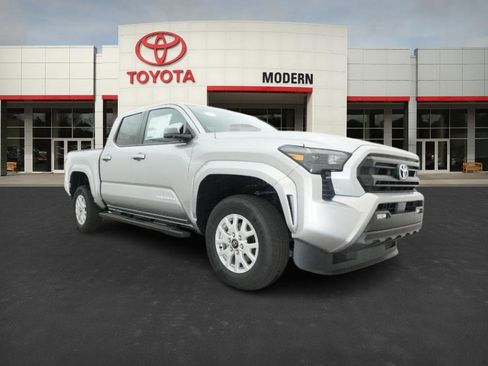 New 2025 Toyota Tacoma SR5 image 30