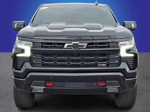 Used 2026 Chevrolet Silverado 1500 LT Trail Boss w/ LT Trail Boss Premium Package AWD/4WD image 2