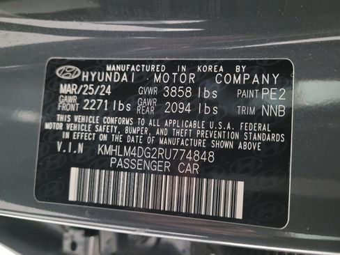 Used 2024 Hyundai Elantra SEL FWD image 33