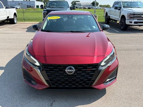 Used 2024 Nissan Altima 2.5 SR w/ SR Premium Package FWD image 40