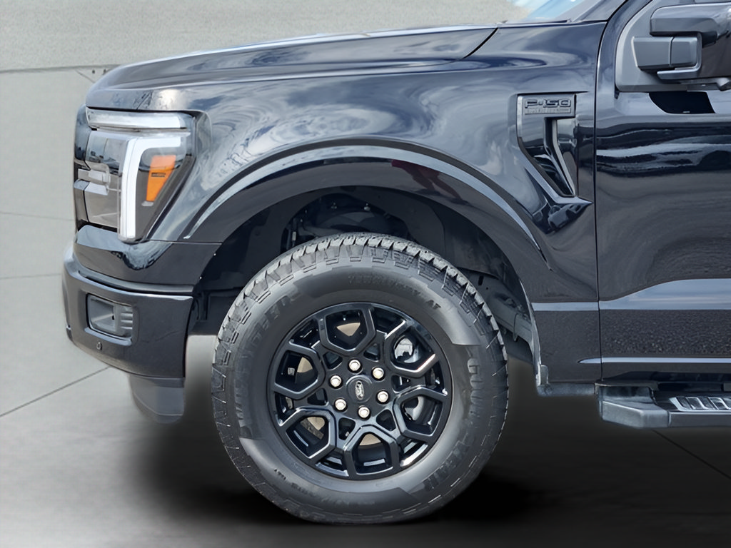 Used 2025 Ford F150 Lariat AWD/4WD image 9