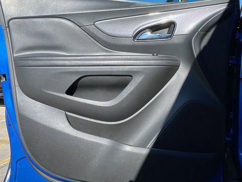 Used 2018 Buick Encore Essence FWD image 35