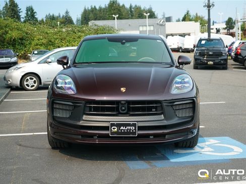 Used 2024 Porsche Macan GTS AWD/4WD image 2
