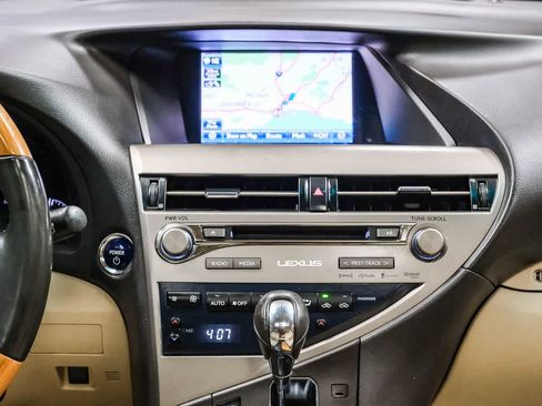 Used 2015 Lexus RX 450h FWD image 16