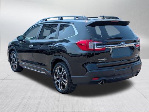 Used 2025 Subaru Ascent Touring AWD/4WD image 5