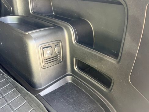 Used 2019 Toyota 4Runner TRD Off-Road AWD/4WD image 22