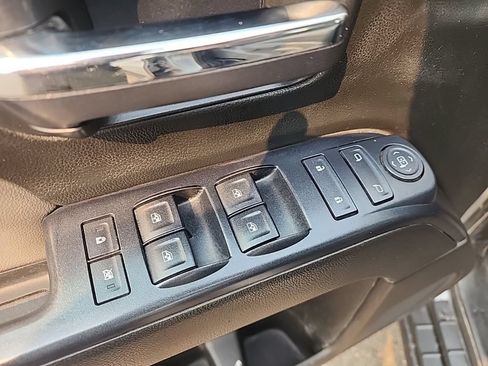 Used 2015 GMC Sierra 1500 2WD Double Cab image 9