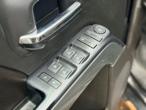 Used 2015 Chevrolet Silverado 1500 LT AWD/4WD image 18