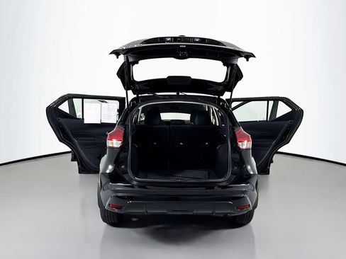 Used 2023 Nissan Kicks SV FWD image 20