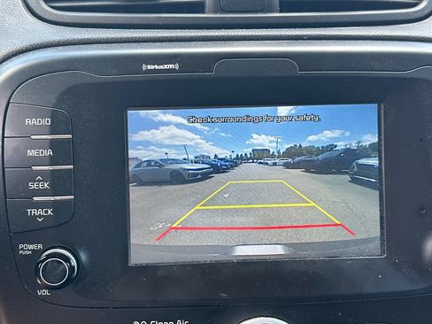 Used 2019 Kia Soul + FWD image 28