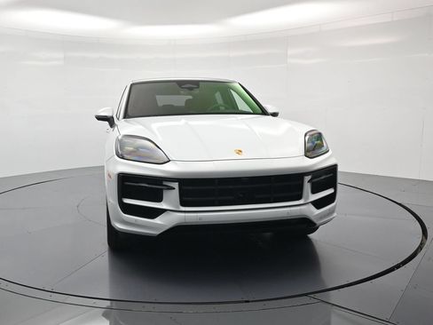Used 2026 Porsche Cayenne S AWD/4WD image 45