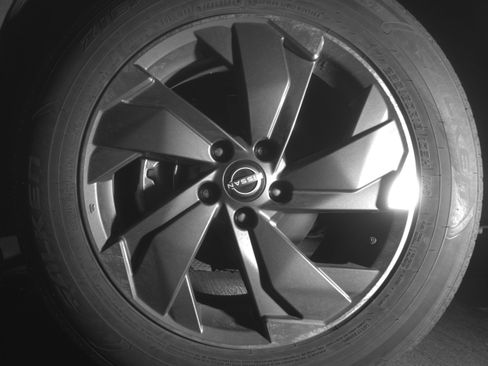 Used 2025 Nissan Rogue SV image 12